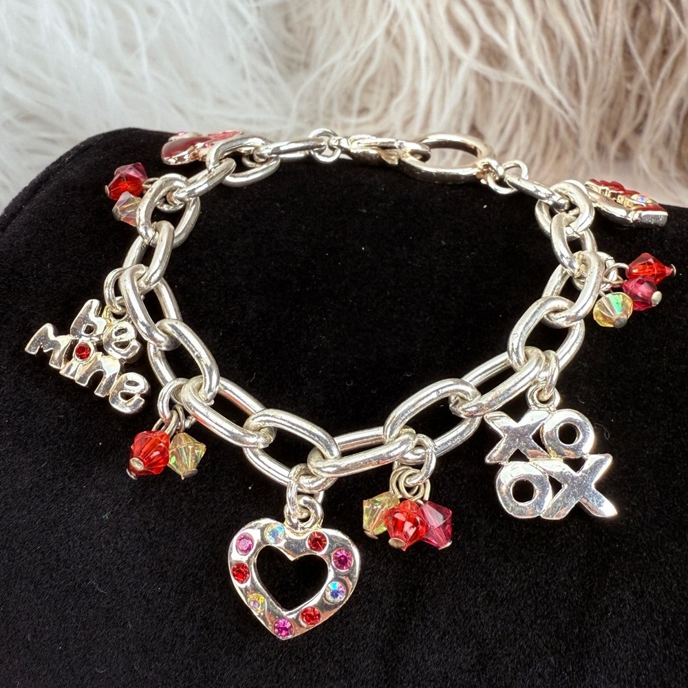 Silvertone and red charm Valentine, be mine heart small costume bracelet